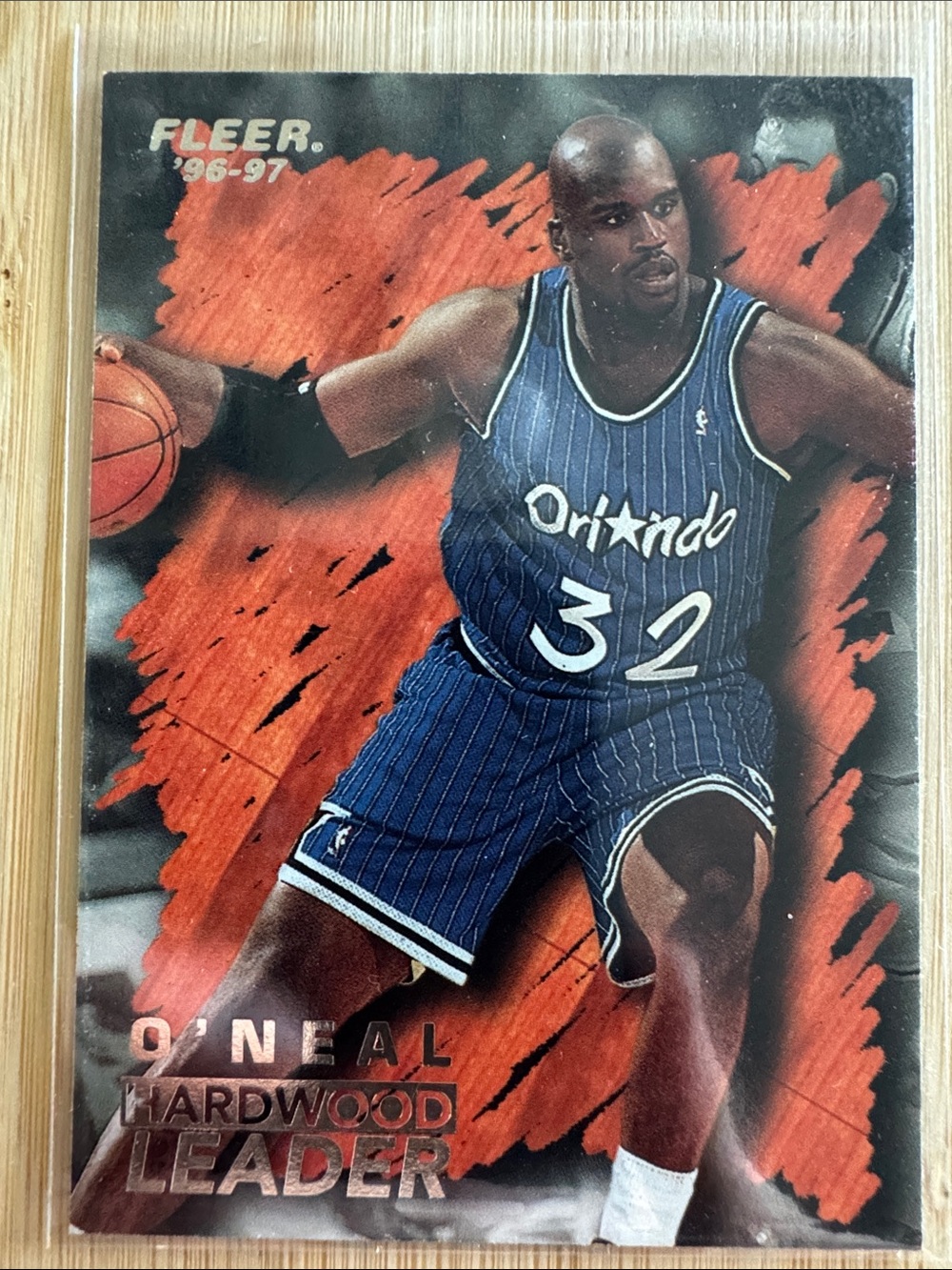 Fleer 1996-97 Shaquille O'Neal Orlando Blue Hardwood Leader Trading Card